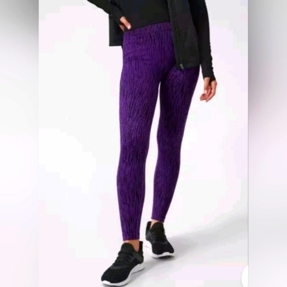 NWOT Athleta Elemental Tight Legging Essential Flurry Purple Black Women's L - Picture 2 of 8
